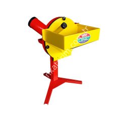 550 kg/saat kapasiteli 3 Hp yem kırma makinesi, üç ayaklı