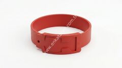 Kırmızı renkte tokalı ayak işaretleme bandı, 36 cm